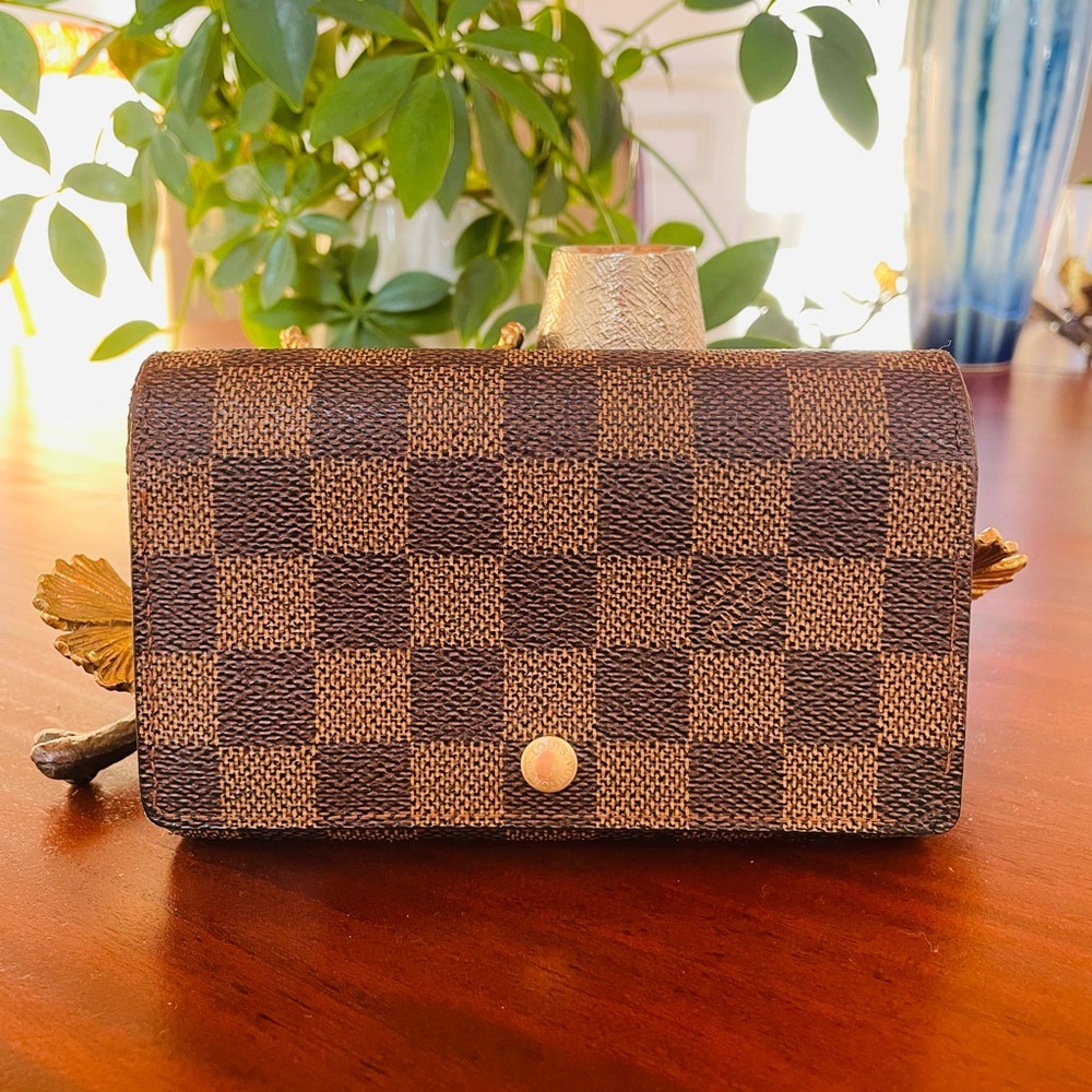 Authentic Louis Vuitton Damier Brown
